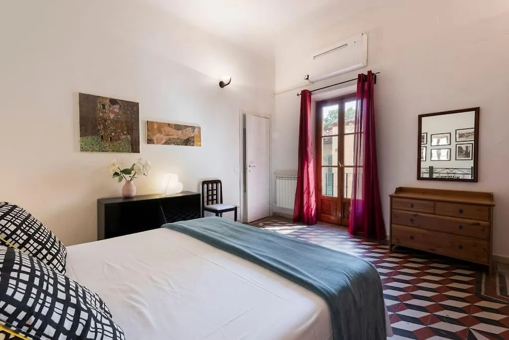Live Like A Florentine Next To Santa Croce Square 피렌체 이탈리아